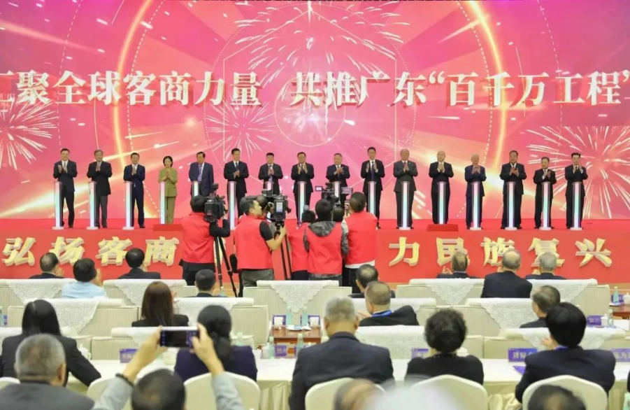 开云真人天下客商是怎样炼成的?(图4) 开云真人天下客商是怎样炼成的?(图4)