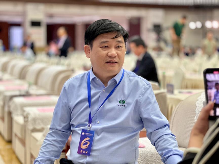 开云真人天下客商是怎样炼成的?(图6) 开云真人天下客商是怎样炼成的?(图6)