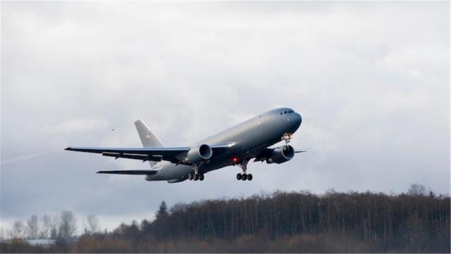 全球5款最强空中加油机第一名是美卖给伊朗的可输送200吨燃油(图4) 全球5款最强空中加油机第一名是美卖给伊朗的可输送200吨燃油(图4)